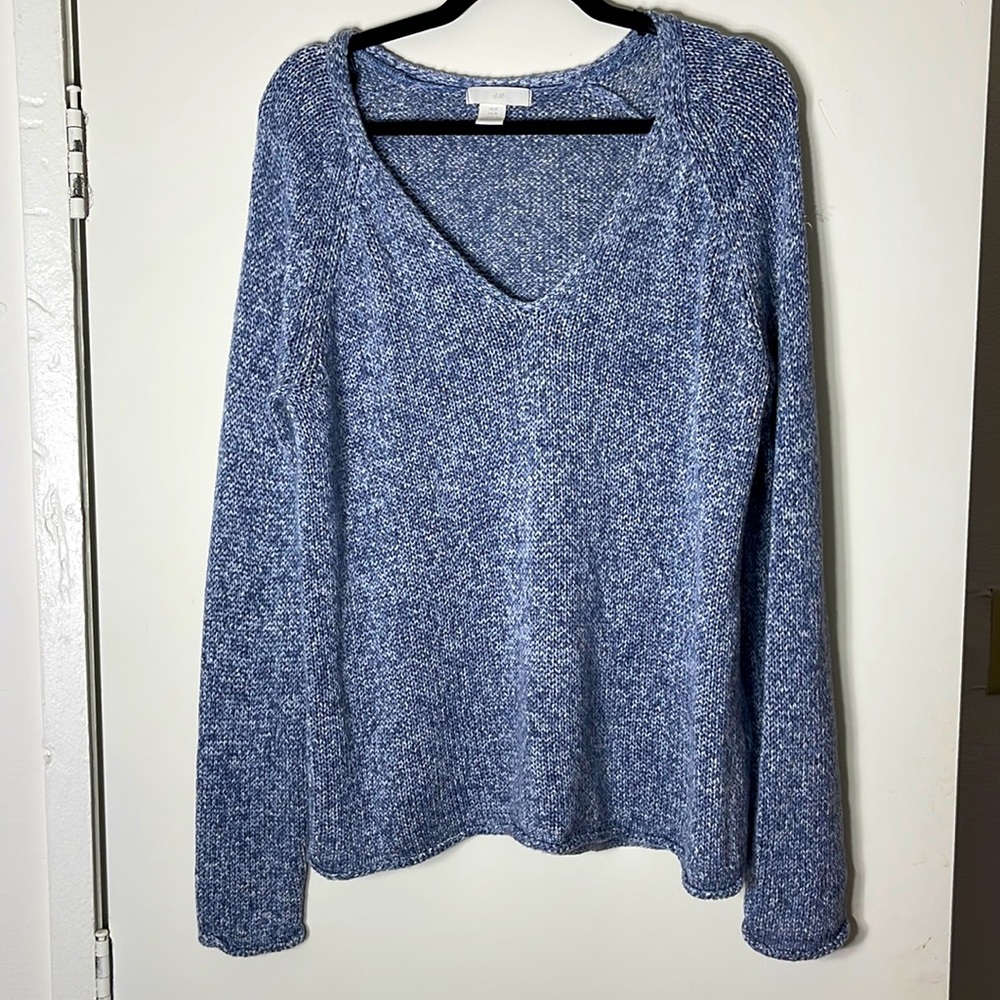 H&M Women’s V-Neck Sweater